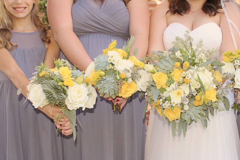 Matching bouquets