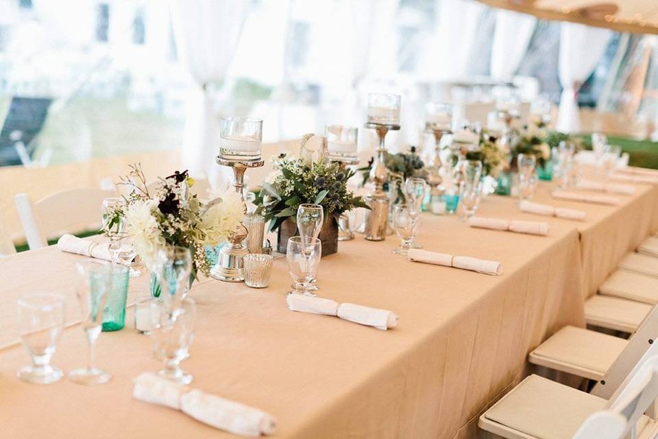 Beautiful wedding reception table setting