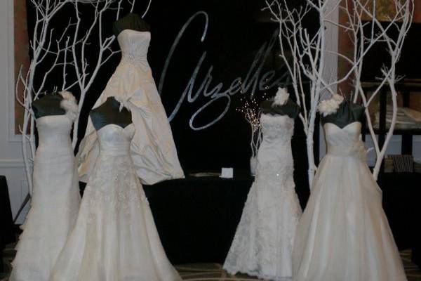 Arzelle's girls at the Enchanted bride bridal show!