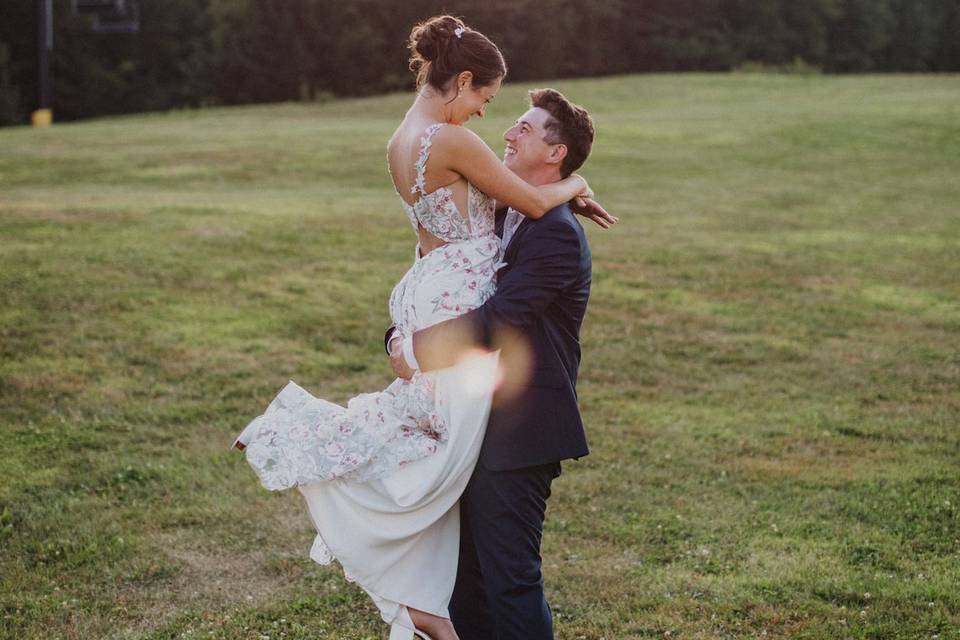 Mountain Wedding Couple