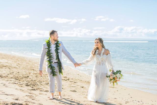 Simple Maui Wedding