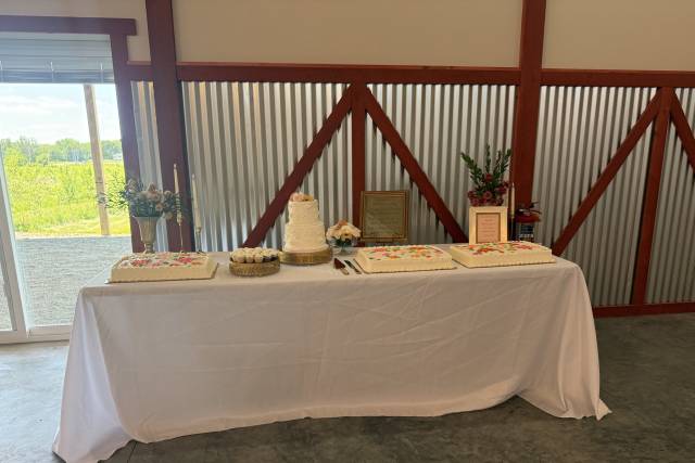 Cake table
