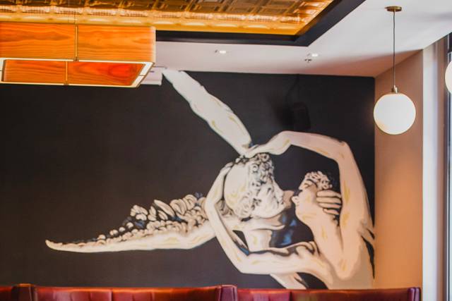 Astoria Room details