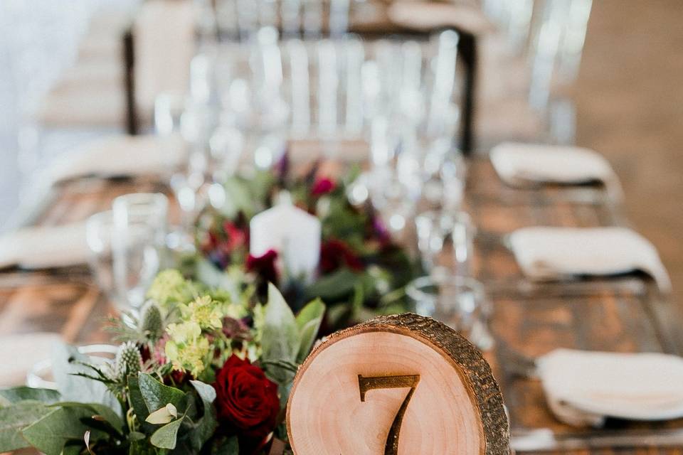 Flower table setting