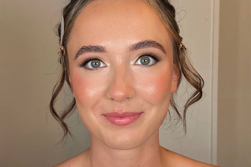 Signature natural bridal glam