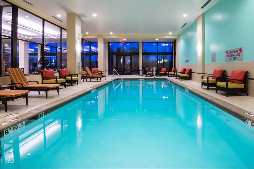 Indoor Pool Area - Denver Marriott Westminster