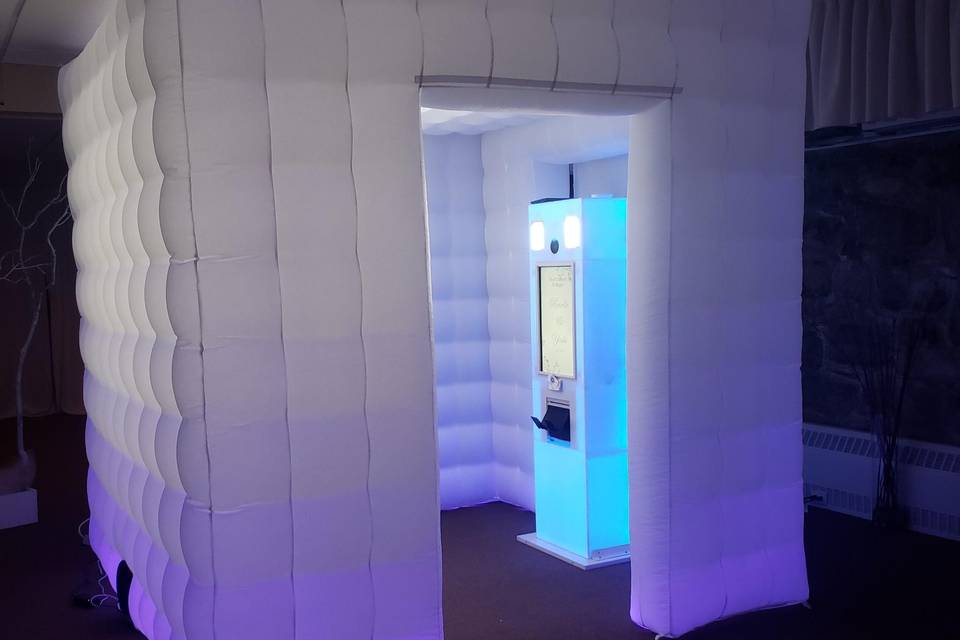LED Inflatable enclosure