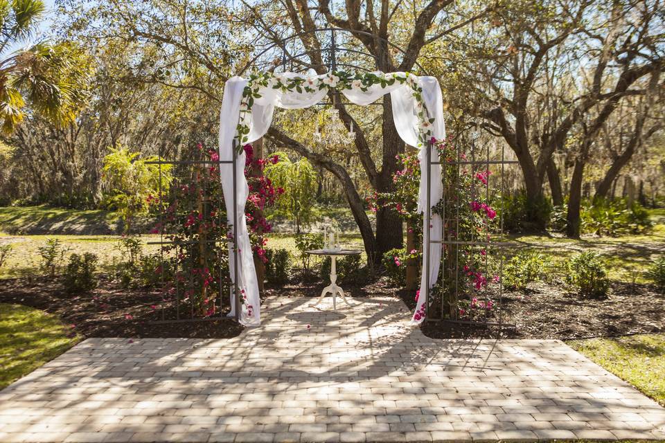 Wedding arch