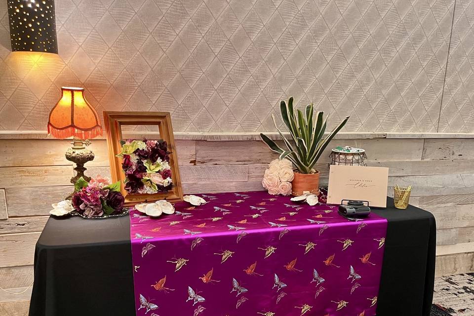 Photo Table