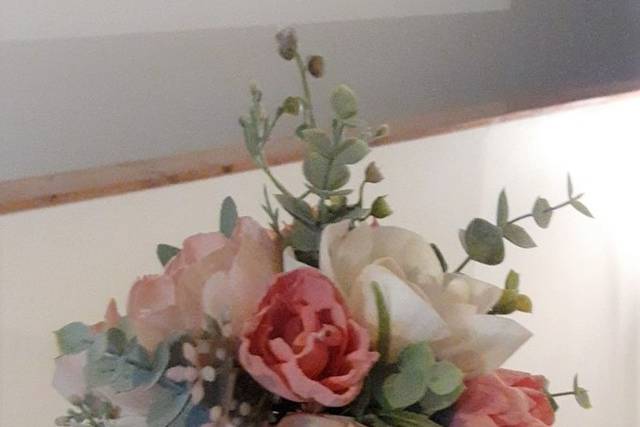 Small table centerpiece