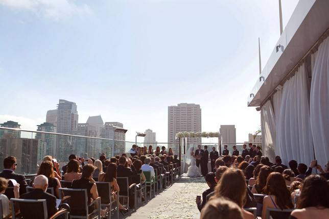 Rooftop ceremonial