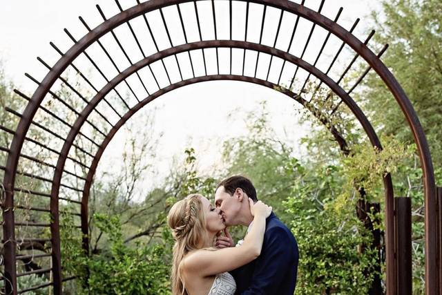 Love in the air!