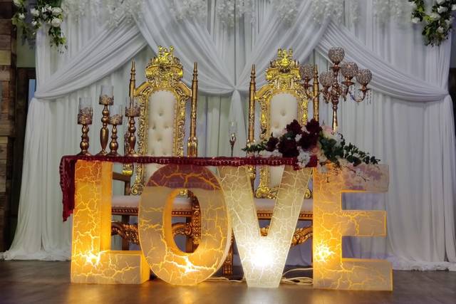 Head table