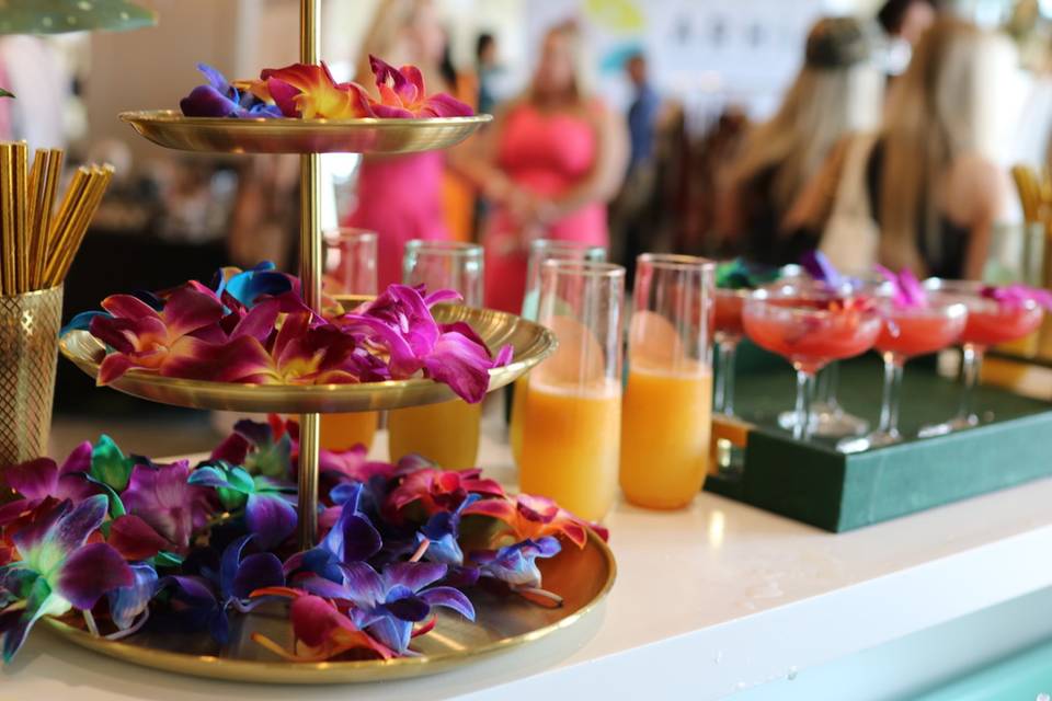 Orchid-topped coupes and fresh juices
