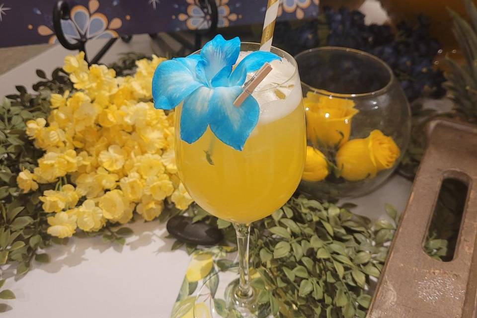Passionate Pineapple🌟🌟🌟🌟🌟