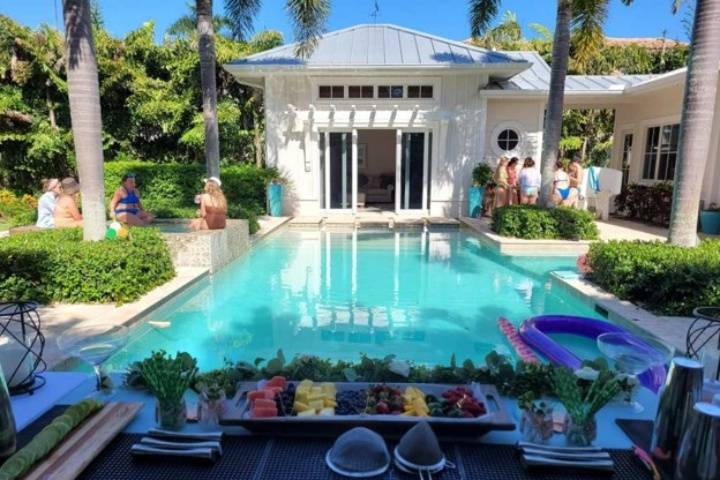 Poolside Bachelorette Party!