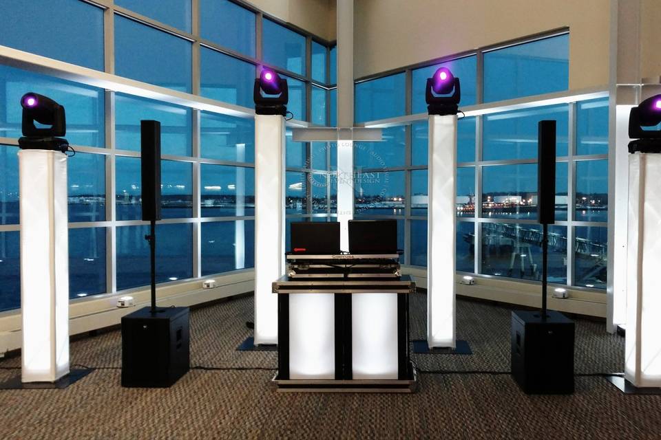 DJ, Intelligent Lighting