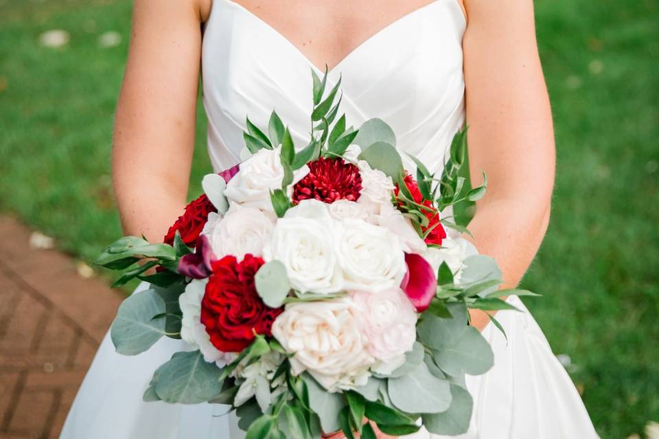 Organic bridal bouquet