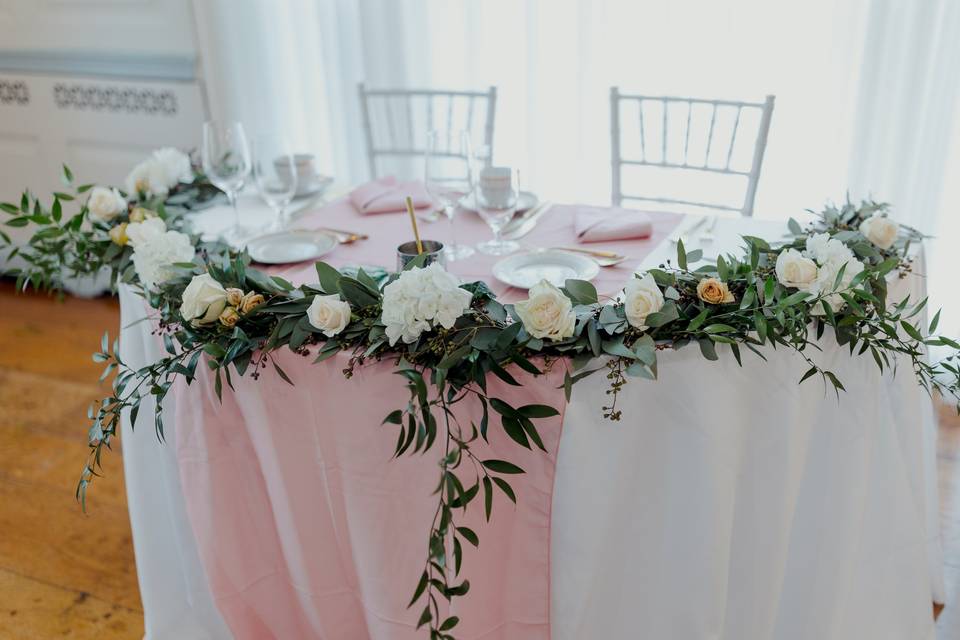 Sweetheart Table