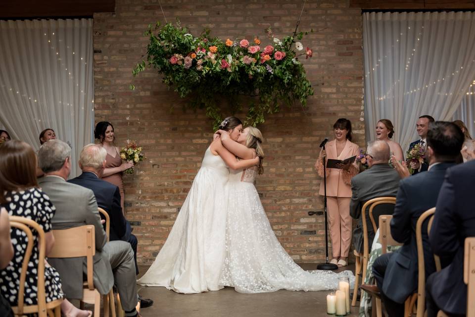 Couple Ceremony Kiss