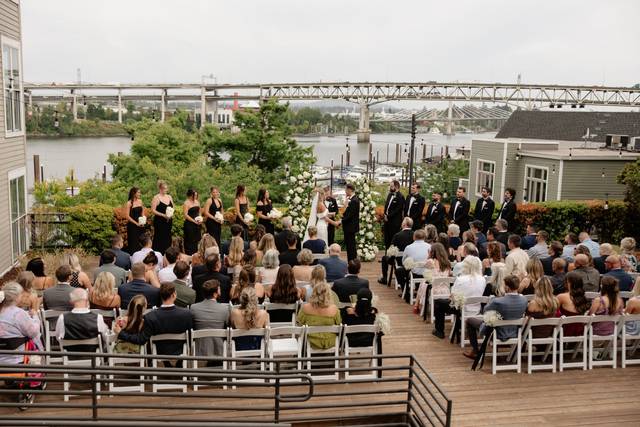Portland Wedding Photographer