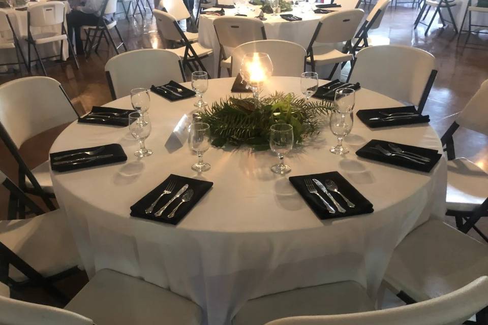 Simple table setting