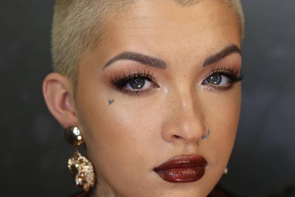Matte Eye Makeup & Bold Lips