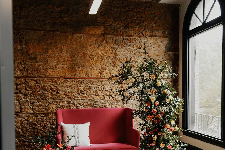 Pink sofa: Maeder Room