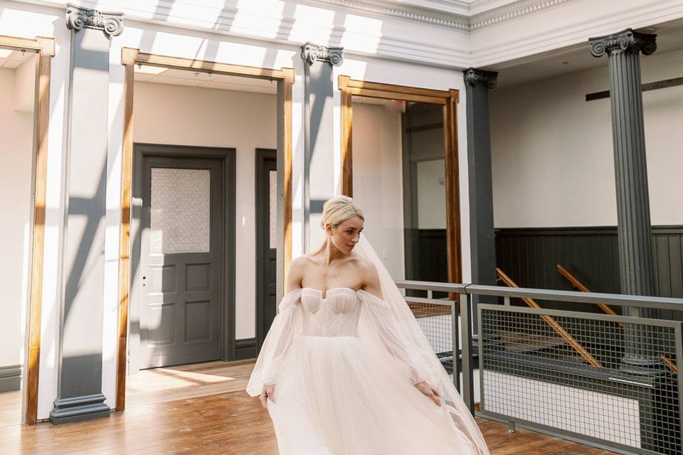 Bride on the Skydeck