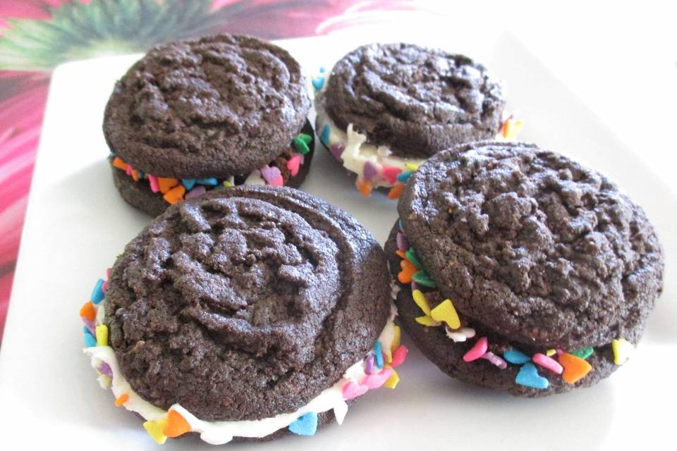 Chocolate Cookie Whoopie Pie