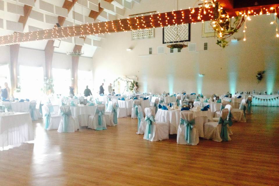 Indoor reception setup