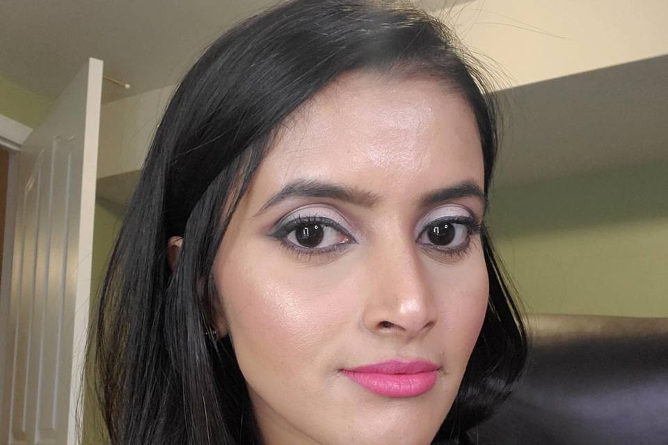 Dewy makeup for night out