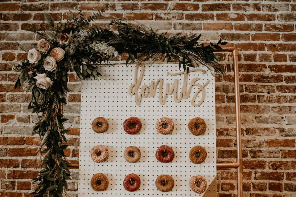 Donut wall