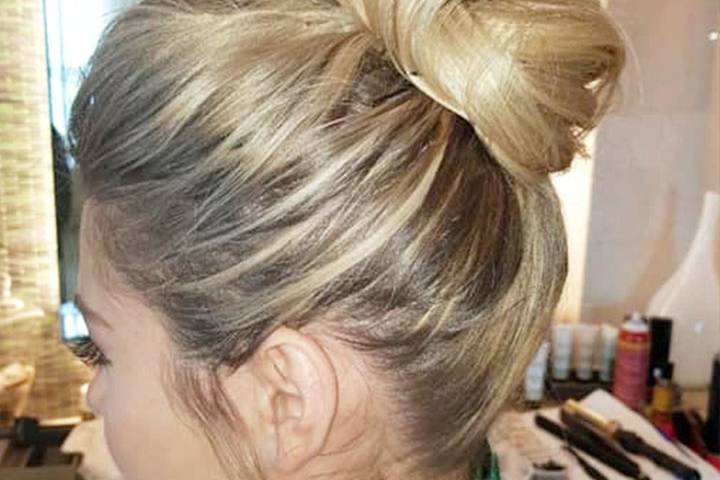 High Chignon