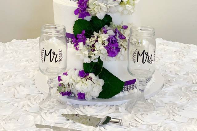 Purple/White Cascading Flowers