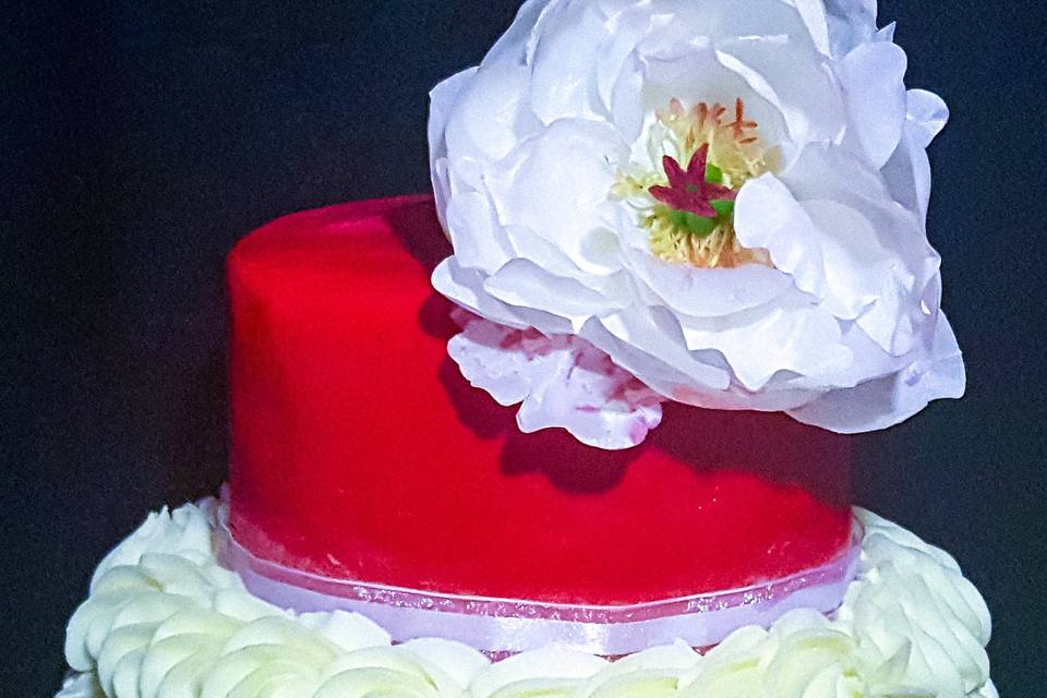 Red Belle Rosette Cake