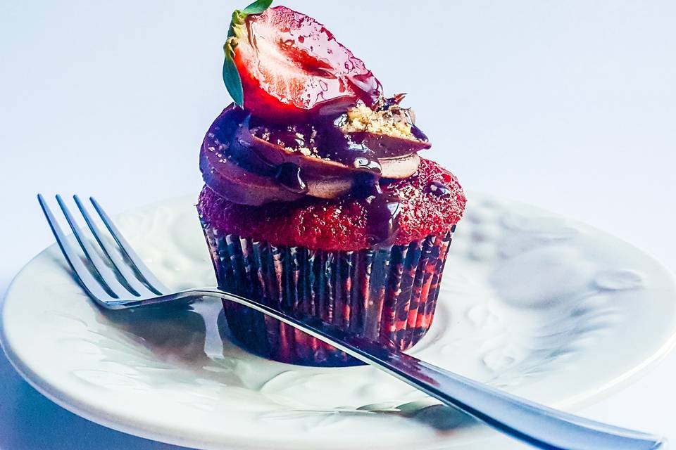 Red Velvet Supreme Cupcake