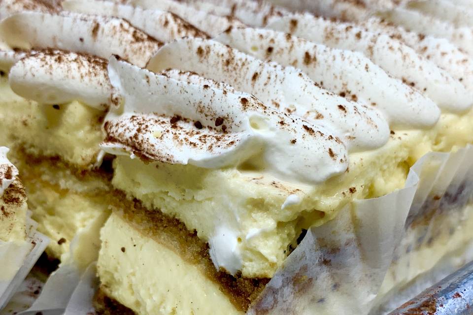 Marscapone Tiramisu Cake