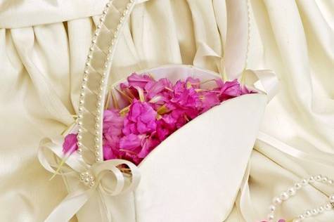 BridesVillage Wedding Accessories