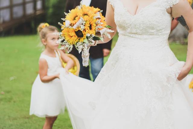 Local Wedding Photographers Colton thumbnail