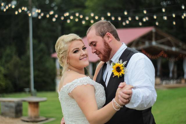 Rancho Cucamonga Best Wedding Photographers thumbnail