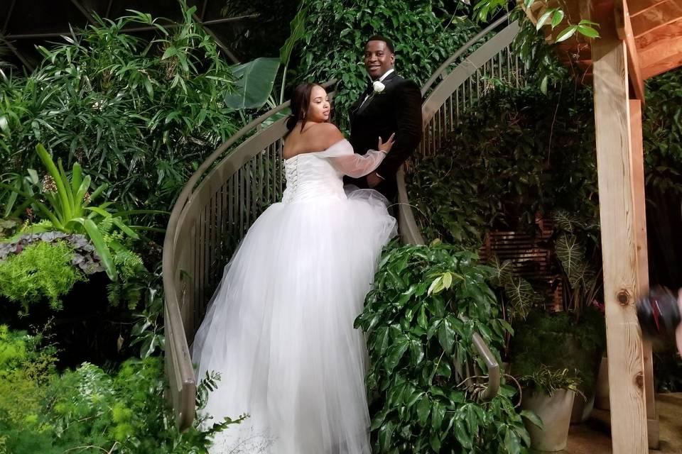 Couple at Botanical Center