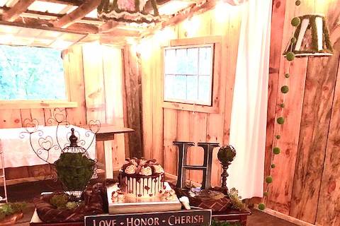 Groom's Cake Table