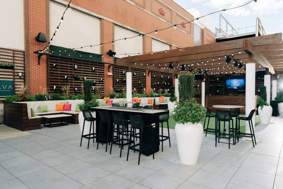 AVA Garden Bar