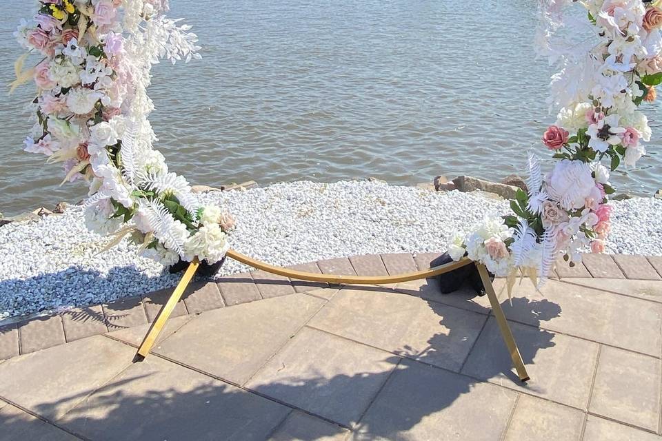 Round Floral Arch