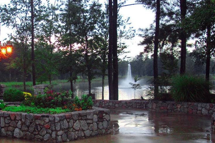 Lakeview-wedding-ceremony-at-M