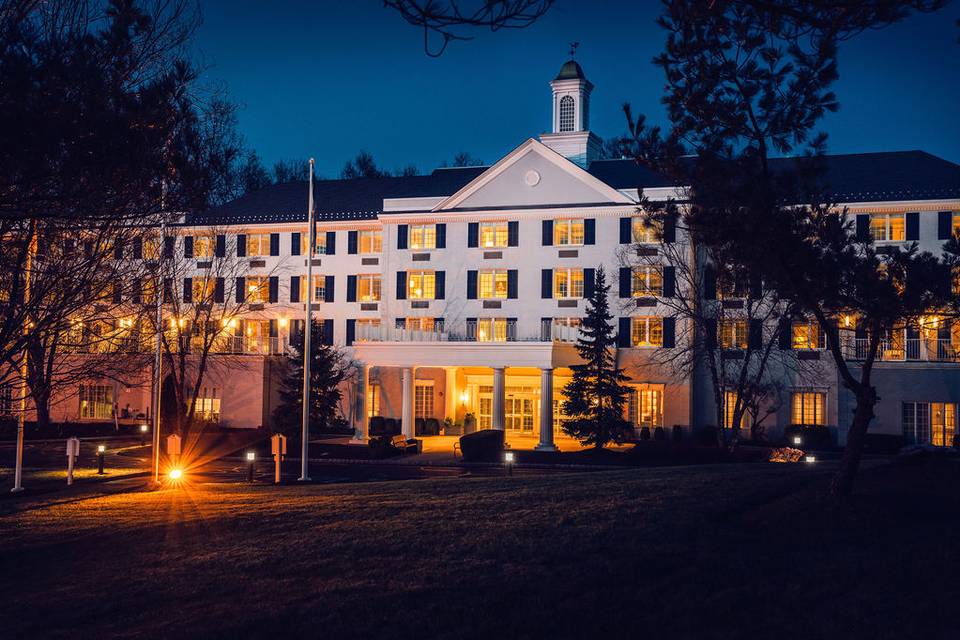 Somerset hills hotel nighttime