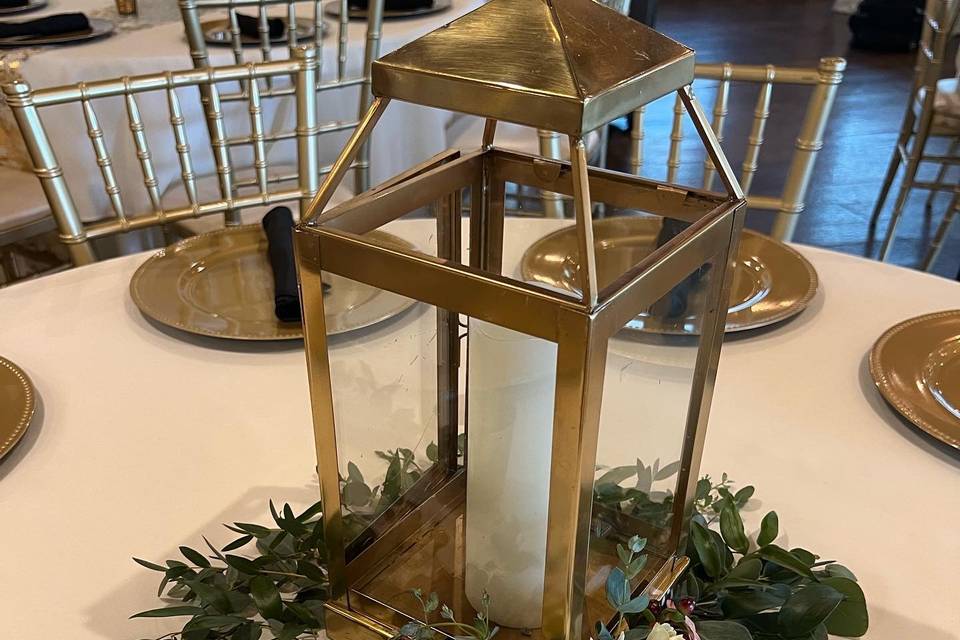 Simple lantern embellishment