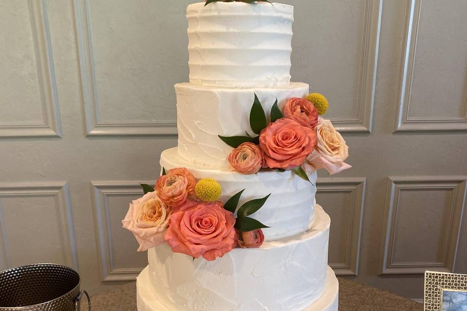 Wedding cake florals
