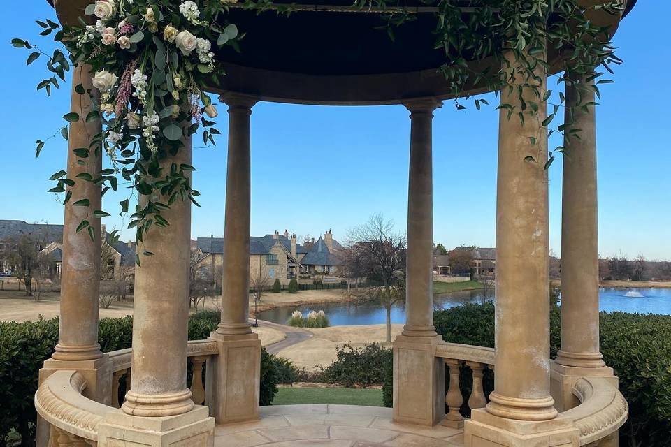 Gaillardia Gazebo